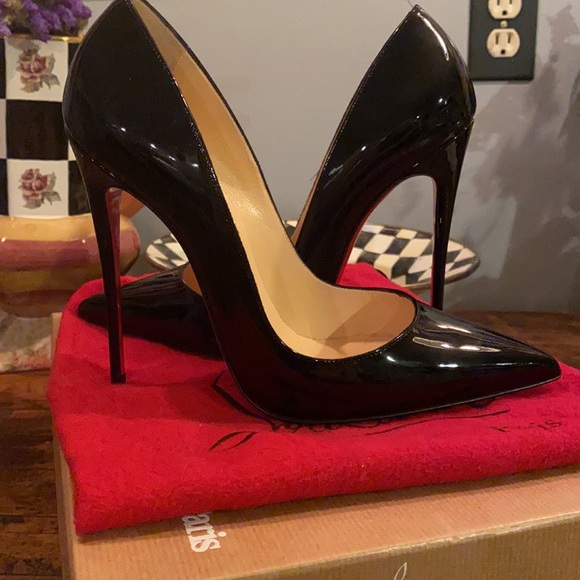 Size 9 US Christian Louboutins- So Kate - Picture 4 of 5